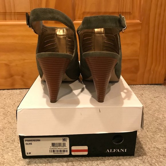 Alfani Primere Green Slingback Heeled Sandals - Picture 6 of 11